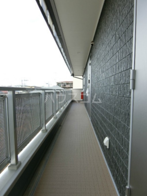 14/28 バルコニー