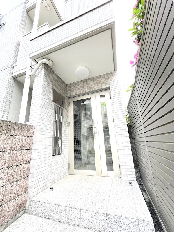 15/25 エントランス