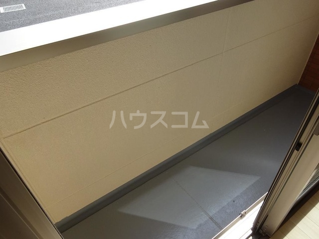 19/27 バルコニー