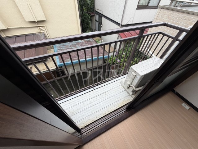 23/30 バルコニー