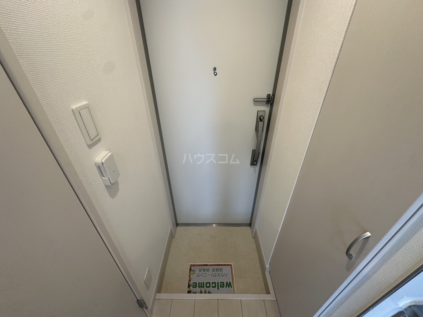 13/30 玄関