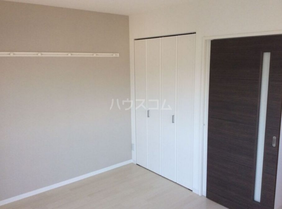 24/30 エントランス