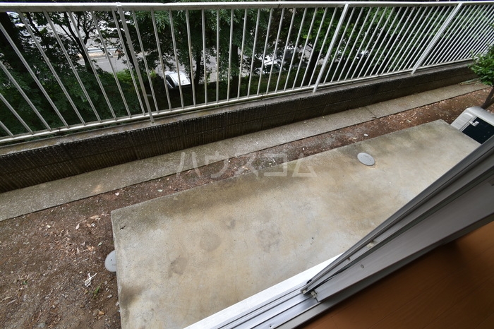 13/28 バルコニー