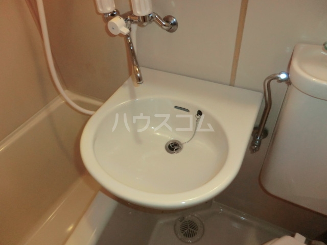 15/30 洗面