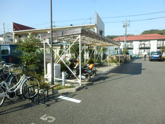 23/30 駐車場