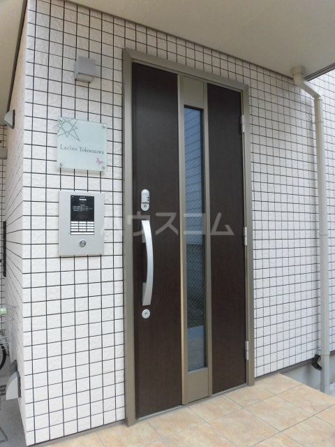 2/3 エントランス