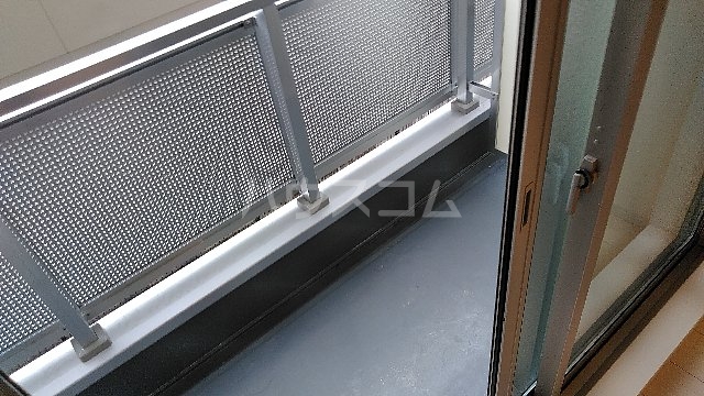 13/30 バルコニー