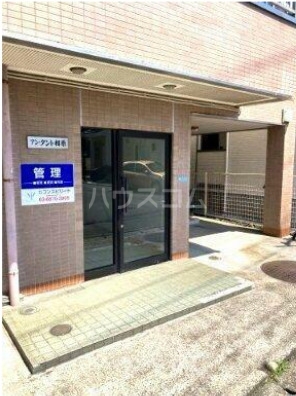 14/22 エントランス