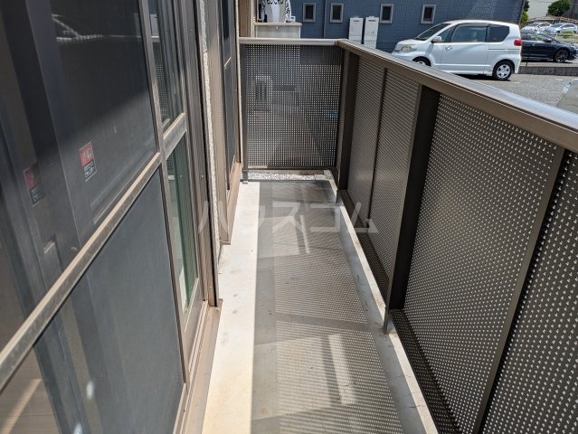 20/30 バルコニー