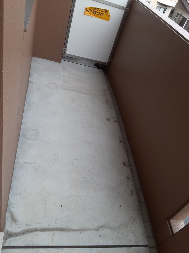 20/30 バルコニー