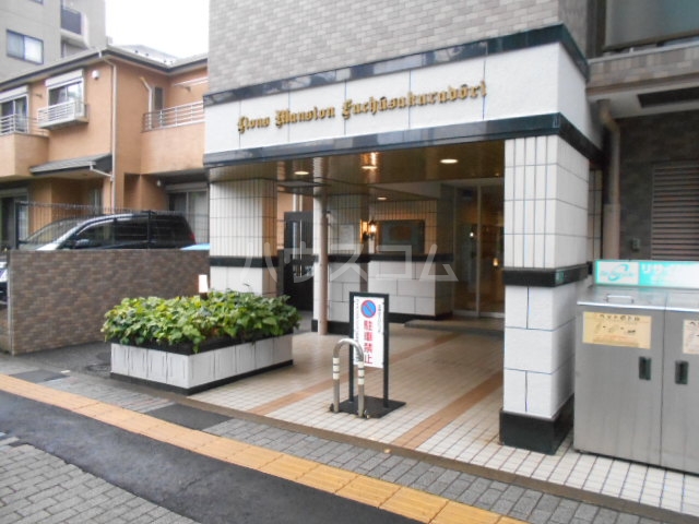 16/22 エントランス