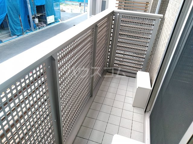 19/27 バルコニー