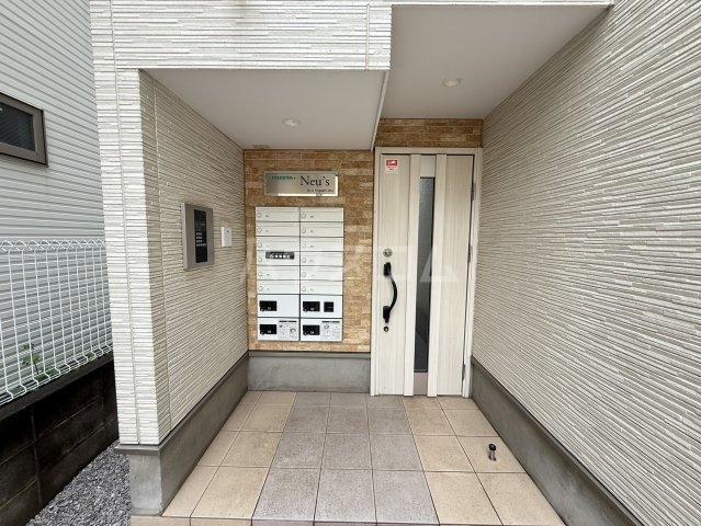 29/30 エントランス