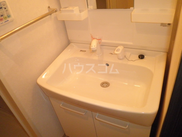 13/30 洗面
