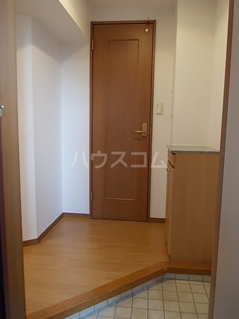 5/20 玄関