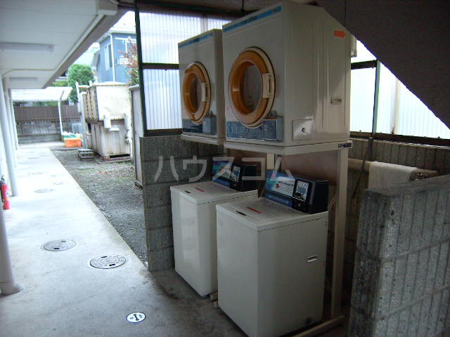 20/28 エントランス