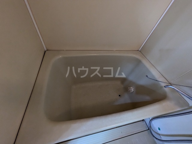 16/30 浴室