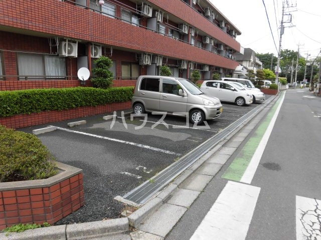 21/30 駐車場