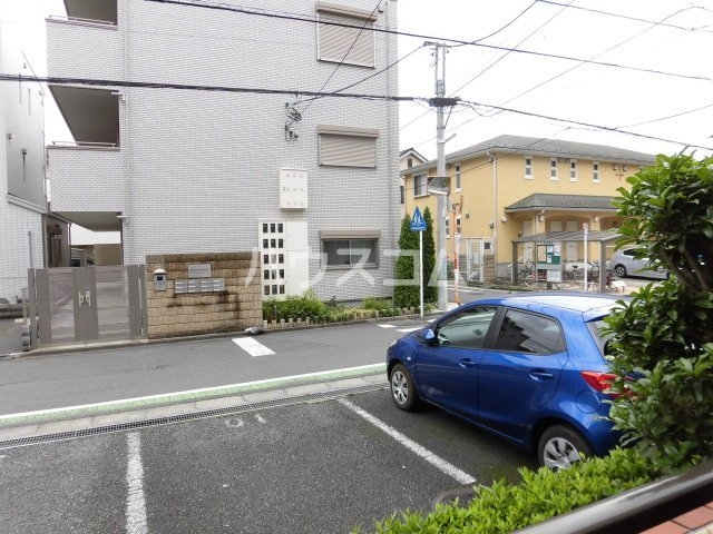 22/30 駐車場