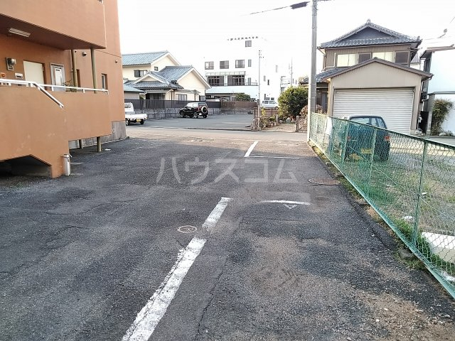 15/25 駐車場