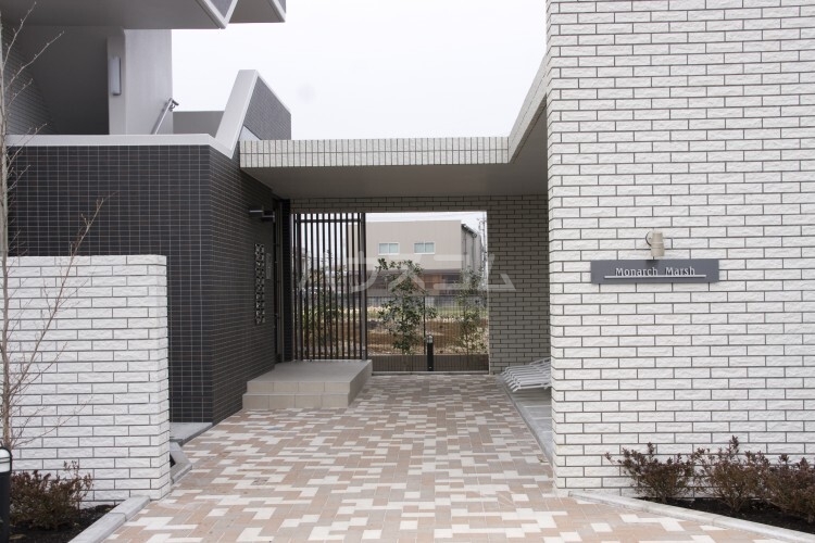 15/25 エントランス