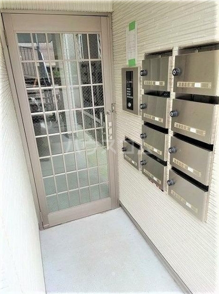 14/21 エントランス