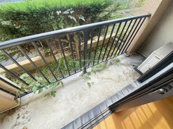 13/20 バルコニー