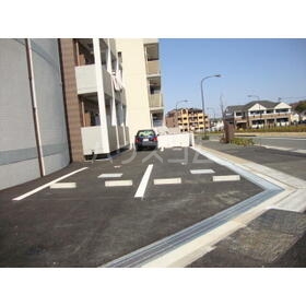 3/13 駐車場