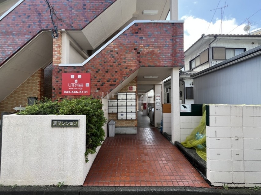 15/15 エントランス