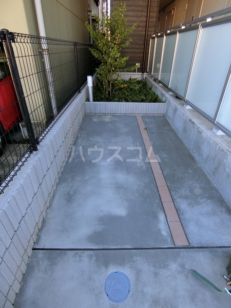 17/20 駐車場