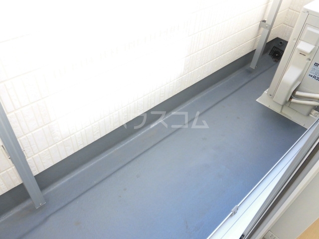 13/27 バルコニー