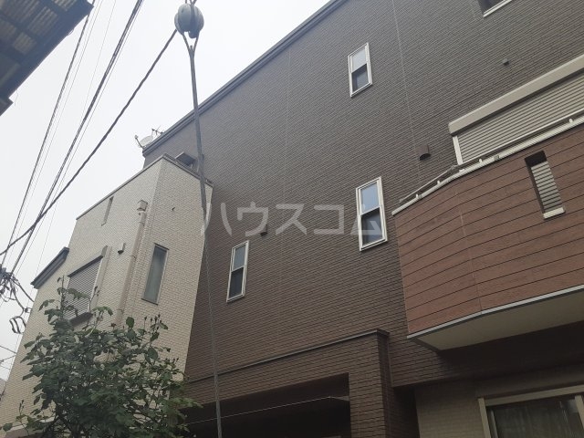 2/30 外観