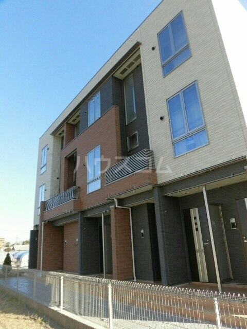 15/27 エントランス