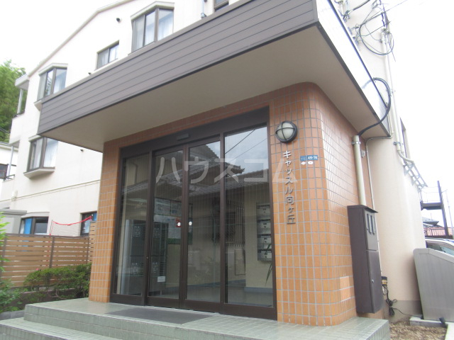 2/4 エントランス