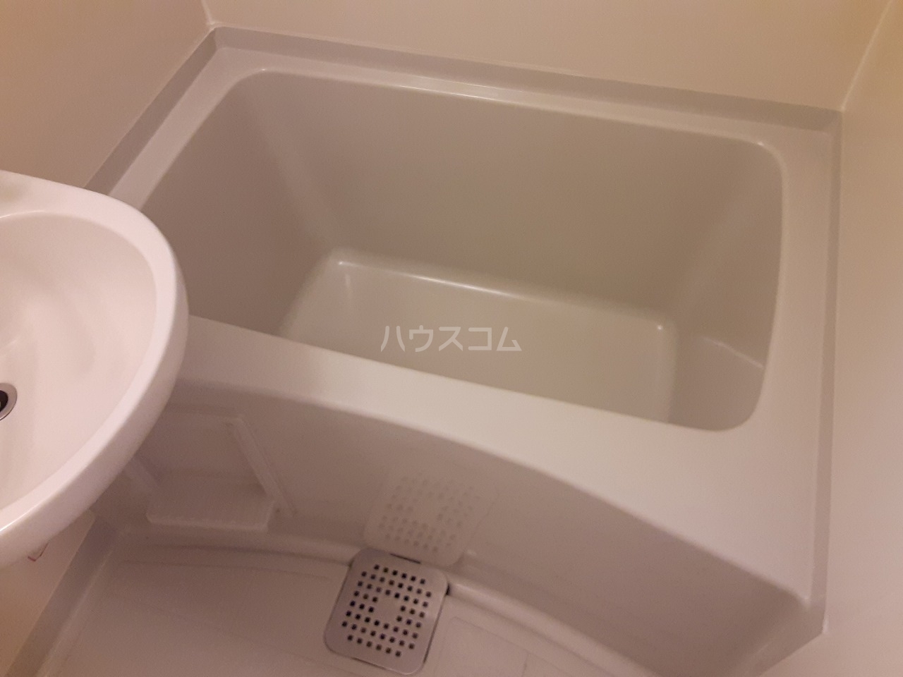 13/30 浴室