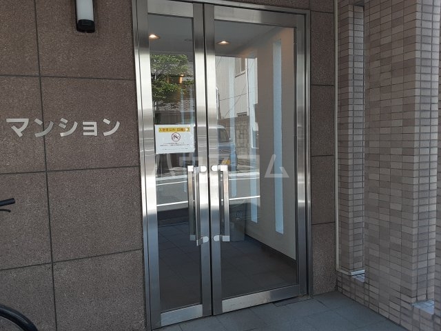 24/29 エントランス