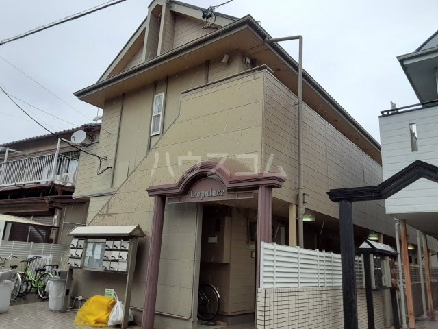 17/28 エントランス