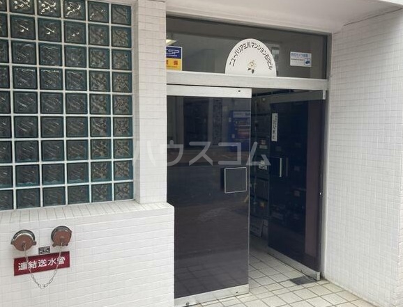 14/18 エントランス