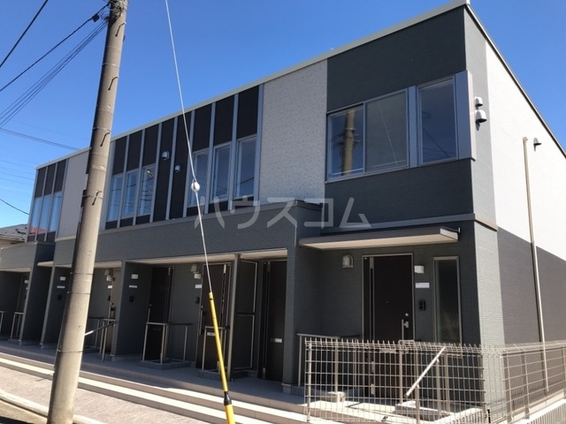 21/30 エントランス