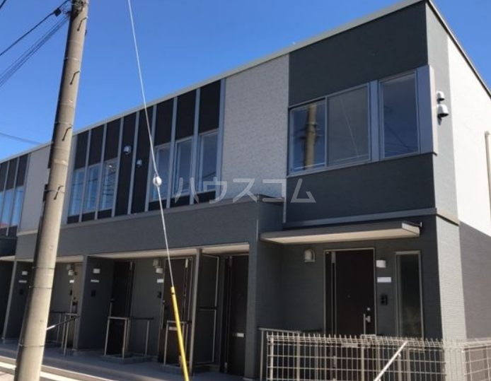 25/30 エントランス