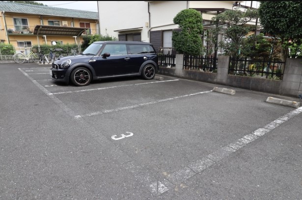 21/30 駐車場