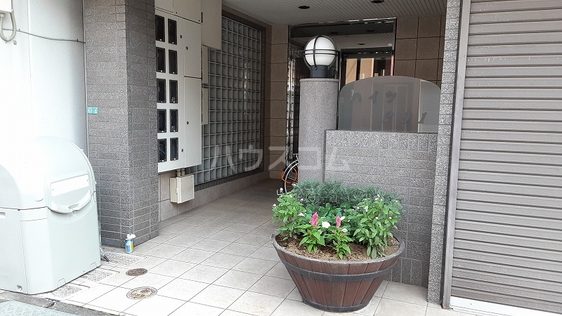 29/30 エントランス