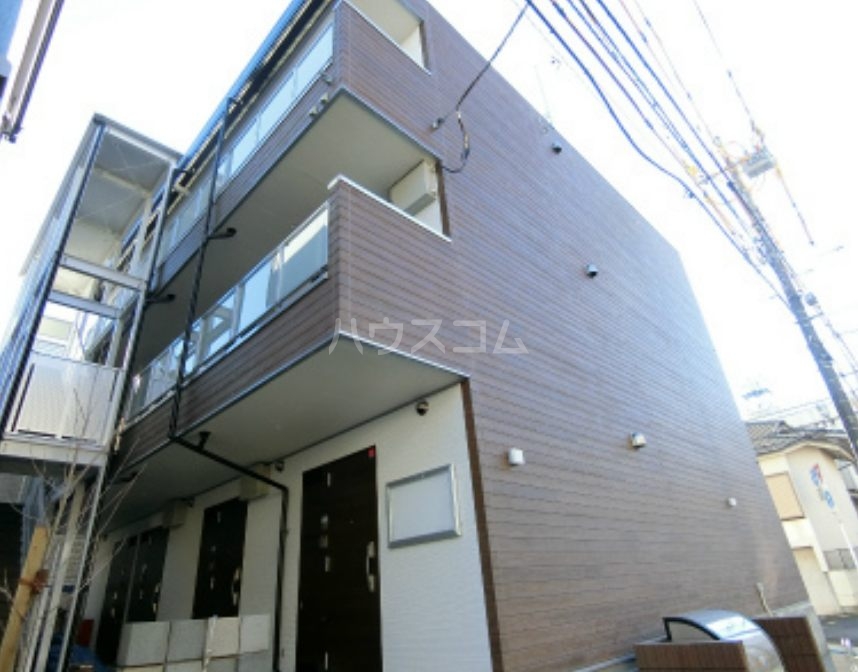 2/4 エントランス