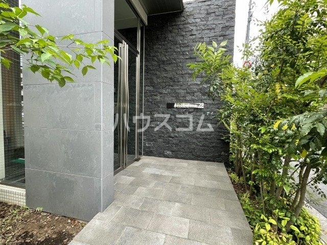 14/22 エントランス