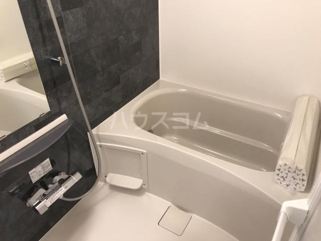 15/27 浴室