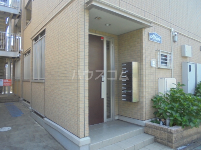 14/22 エントランス