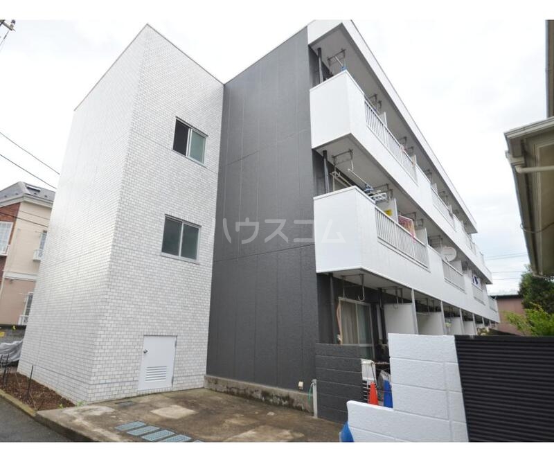 16/26 エントランス