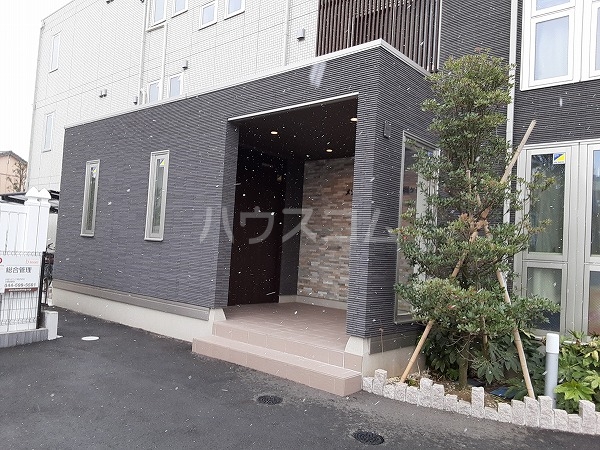 2/30 外観