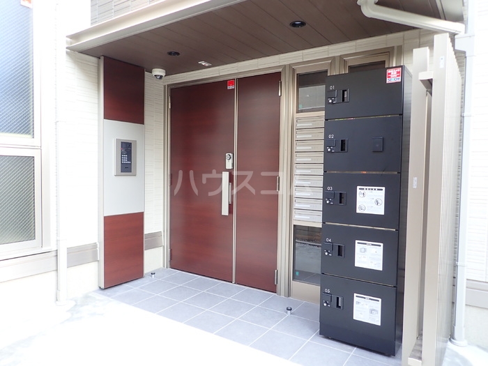 17/20 エントランス