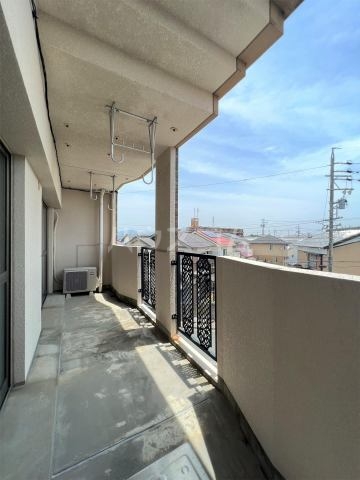14/23 バルコニー